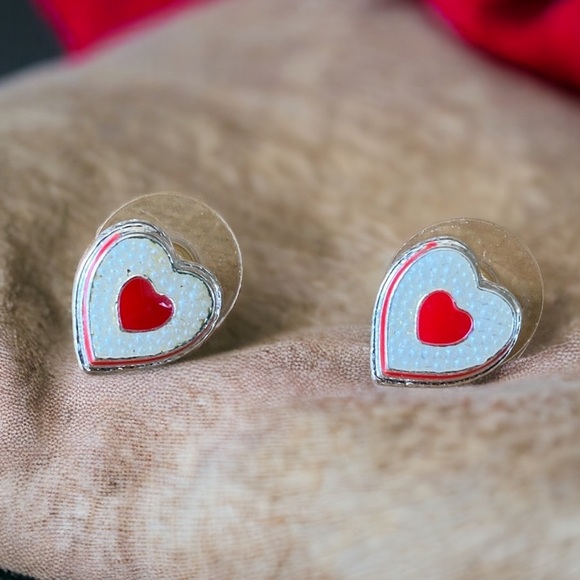 🎉HP🎉Napier Mini Heart Earrings - Picture 7 of 9